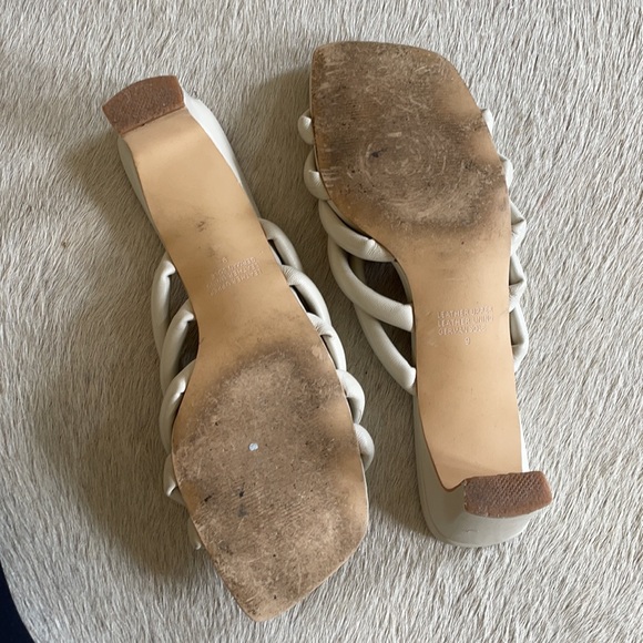 Intentionally Blank Shoes - Picture 3 of 5